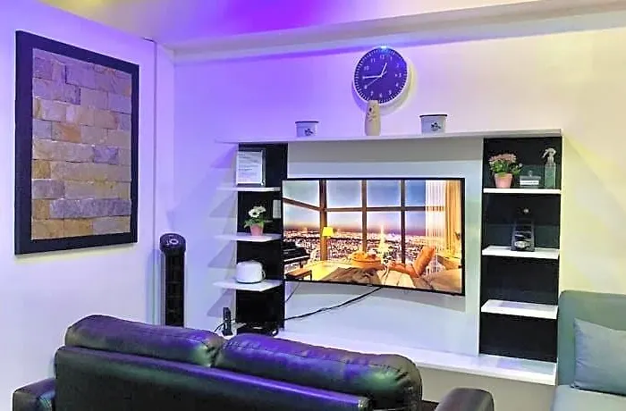 Luxury 1br Unit With Pool At Venice Luxury Residences, Mckinley Hill, Taguig 호텔 마닐라